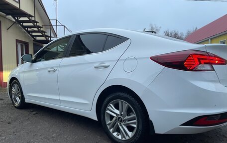 Hyundai Elantra VI рестайлинг, 2019 год, 2 100 000 рублей, 5 фотография