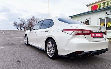 Toyota Camry, 2019 год, 3 980 000 рублей, 12 фотография