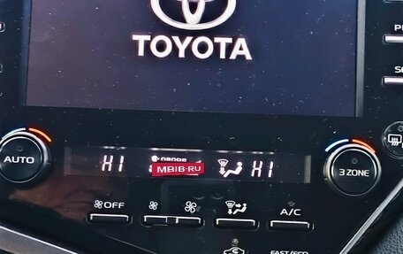 Toyota Camry, 2019 год, 3 980 000 рублей, 21 фотография