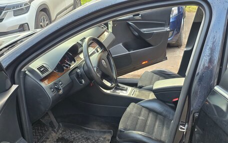 Volkswagen Passat B6, 2007 год, 750 000 рублей, 11 фотография