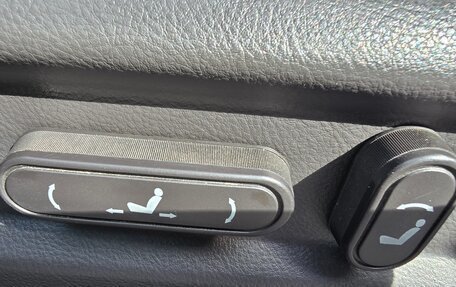 Hyundai Santa Fe III рестайлинг, 2011 год, 999 999 рублей, 13 фотография