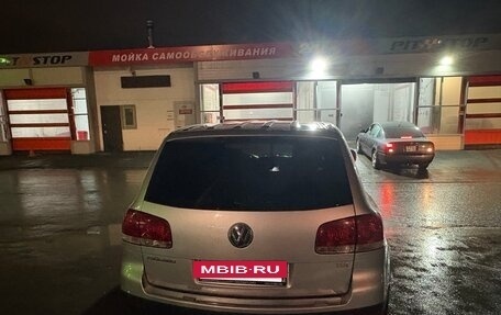 Volkswagen Touareg III, 2006 год, 950 000 рублей, 4 фотография
