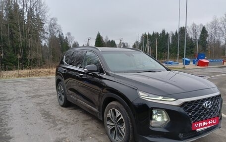 Hyundai Santa Fe IV, 2018 год, 2 600 000 рублей, 3 фотография