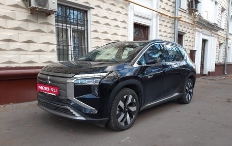 Mitsubishi Airtrek, 2022 год, 3 850 000 рублей, 2 фотография