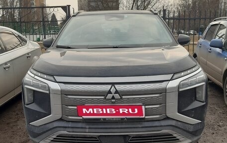Mitsubishi Airtrek, 2022 год, 3 850 000 рублей, 8 фотография