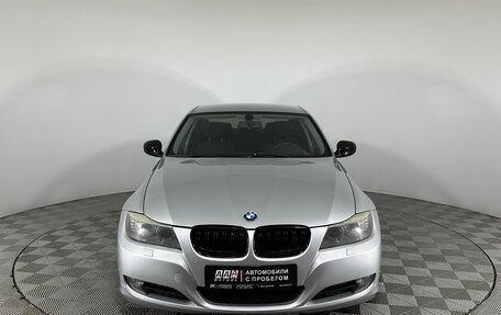 BMW 3 серия, 2011 год, 1 147 000 рублей, 2 фотография