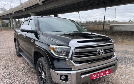 Toyota Tundra II, 2014 год, 4 980 000 рублей, 2 фотография