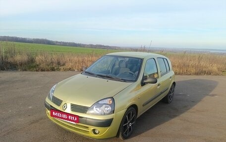 Renault Clio III, 2004 год, 350 000 рублей, 3 фотография