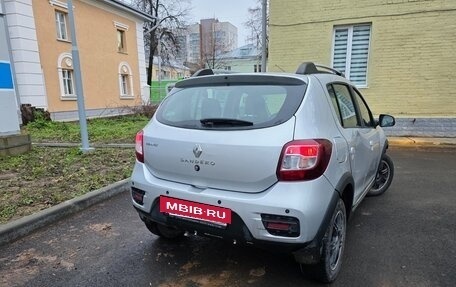 Renault Sandero II рестайлинг, 2016 год, 700 000 рублей, 4 фотография