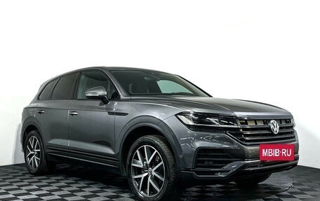 Volkswagen Touareg III, 2019 год, 4 645 000 рублей, 3 фотография