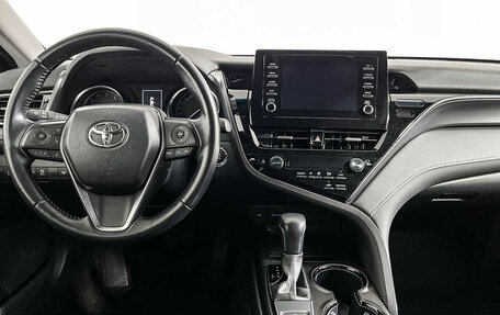 Toyota Camry, 2021 год, 2 970 000 рублей, 12 фотография