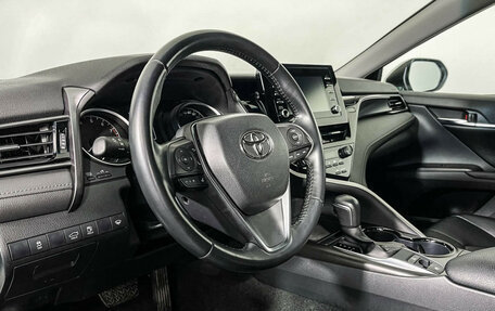 Toyota Camry, 2021 год, 2 970 000 рублей, 13 фотография