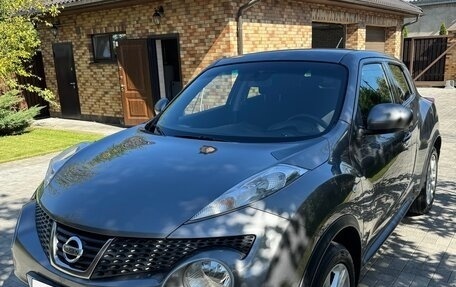Nissan Juke II, 2013 год, 975 000 рублей, 2 фотография