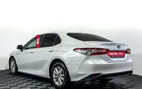 Toyota Camry, 2021 год, 2 970 000 рублей, 7 фотография