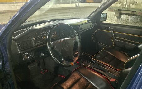 Mercedes-Benz 190 (W201), 1992 год, 1 650 000 рублей, 6 фотография