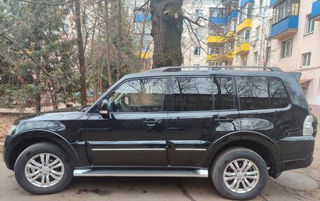 Mitsubishi Pajero IV, 2013 год, 2 050 000 рублей, 3 фотография