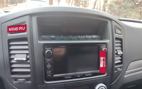 Mitsubishi Pajero IV, 2013 год, 2 050 000 рублей, 6 фотография