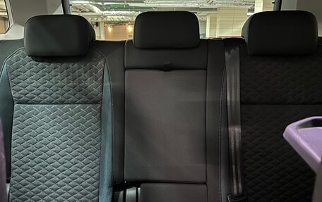 Volkswagen Tiguan II, 2020 год, 2 900 000 рублей, 17 фотография