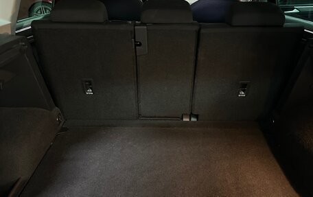 Volkswagen Tiguan II, 2020 год, 2 900 000 рублей, 21 фотография