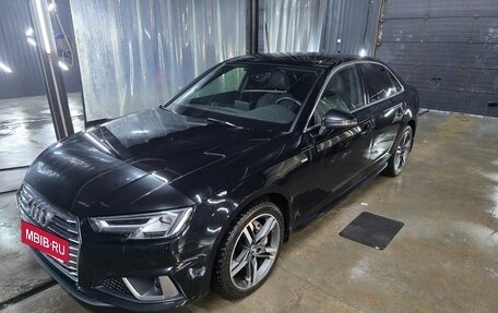 Audi A4, 2019 год, 3 200 000 рублей, 6 фотография