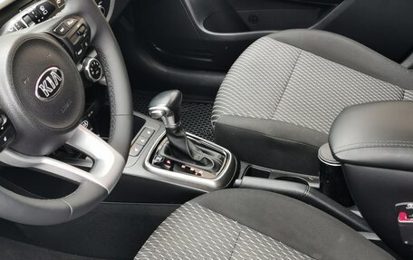 KIA Rio IV, 2018 год, 970 000 рублей, 5 фотография