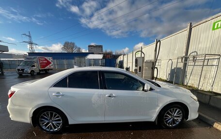 Toyota Camry, 2016 год, 3 100 000 рублей, 4 фотография
