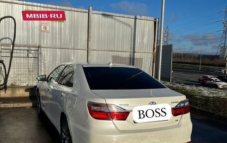 Toyota Camry, 2016 год, 3 100 000 рублей, 2 фотография