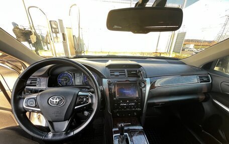 Toyota Camry, 2016 год, 3 100 000 рублей, 17 фотография