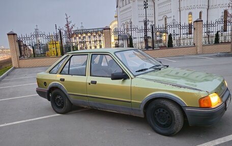Ford Escort IV, 1986 год, 111 000 рублей, 4 фотография