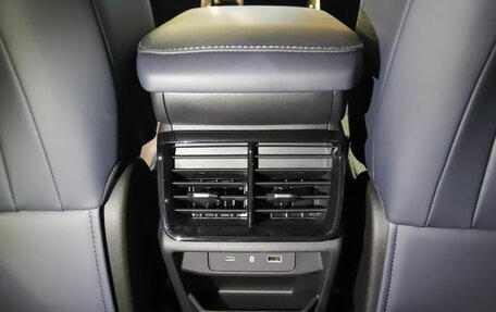 Geely Atlas, 2025 год, 3 918 000 рублей, 16 фотография