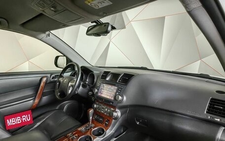 Toyota Highlander III, 2013 год, 9 фотография