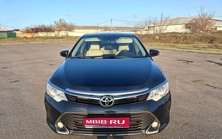 Toyota Camry, 2017 год, 2 720 000 рублей, 1 фотография