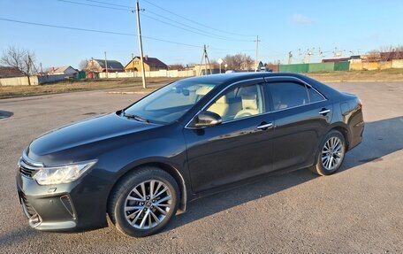 Toyota Camry, 2017 год, 2 720 000 рублей, 3 фотография