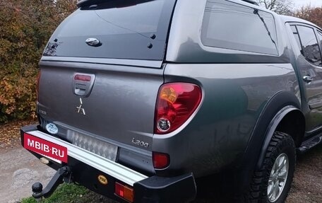 Mitsubishi L200 IV рестайлинг, 2014 год, 2 090 000 рублей, 10 фотография