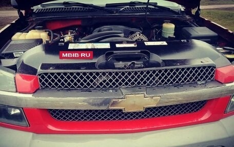 Chevrolet Avalanche I, 2002 год, 3 000 000 рублей, 8 фотография