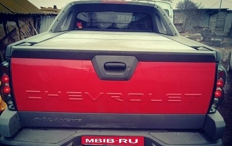 Chevrolet Avalanche I, 2002 год, 3 000 000 рублей, 14 фотография