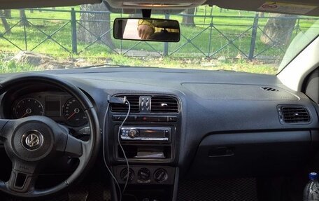 Volkswagen Polo VI (EU Market), 2012 год, 600 000 рублей, 9 фотография