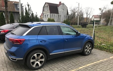 Volkswagen T-Roc I, 2018 год, 3 299 000 рублей, 4 фотография