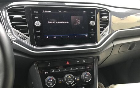 Volkswagen T-Roc I, 2018 год, 3 299 000 рублей, 10 фотография