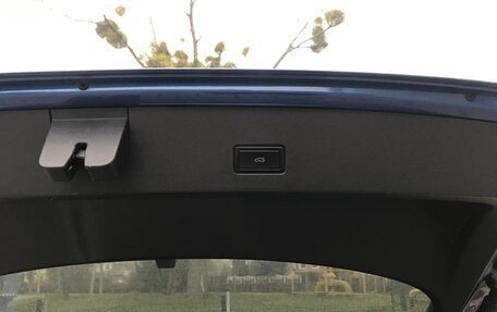 Volkswagen T-Roc I, 2018 год, 3 299 000 рублей, 18 фотография