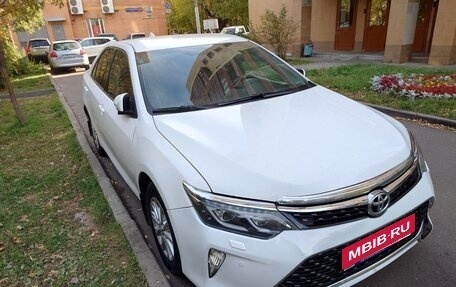 Toyota Camry, 2016 год, 1 900 000 рублей, 3 фотография