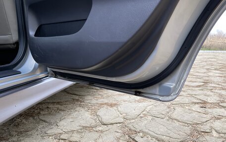 Nissan Avenir II, 2001 год, 980 000 рублей, 18 фотография