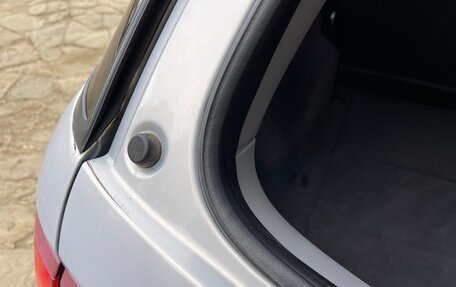 Nissan Avenir II, 2001 год, 980 000 рублей, 23 фотография