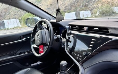 Toyota Camry, 2019 год, 2 550 000 рублей, 7 фотография