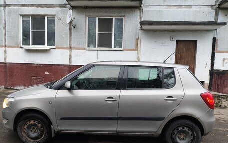 Skoda Fabia II, 2010 год, 350 000 рублей, 3 фотография