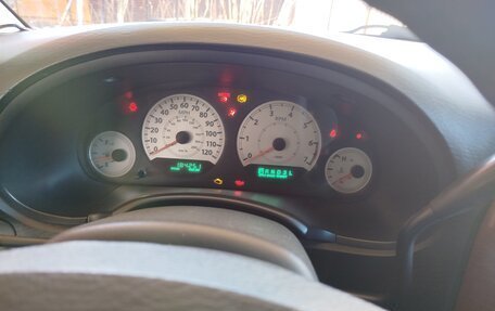 Chrysler Town & Country IV, 2005 год, 990 000 рублей, 11 фотография