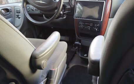 Chrysler Town & Country IV, 2005 год, 990 000 рублей, 27 фотография