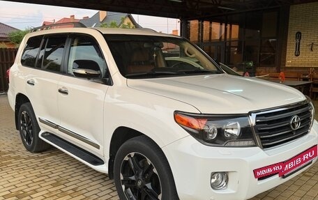 Toyota Land Cruiser 200, 2015 год, 4 400 000 рублей, 2 фотография