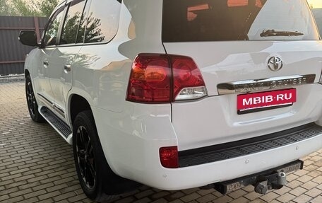 Toyota Land Cruiser 200, 2015 год, 4 400 000 рублей, 4 фотография