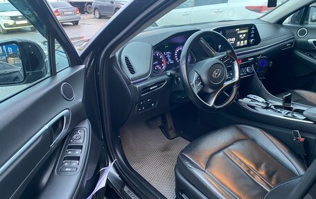 Hyundai Sonata VIII, 2021 год, 1 950 000 рублей, 3 фотография